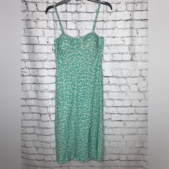 Lily Rose Women’s Medium Molded Cup Side Slit Midi Dress Green Floral- NWT - Picture 5 of 7